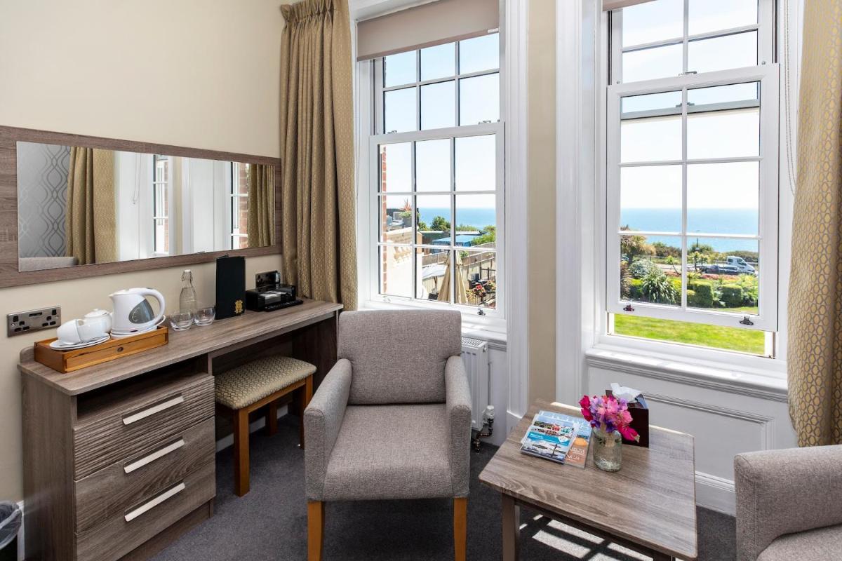 Hotel Miramar - Housity