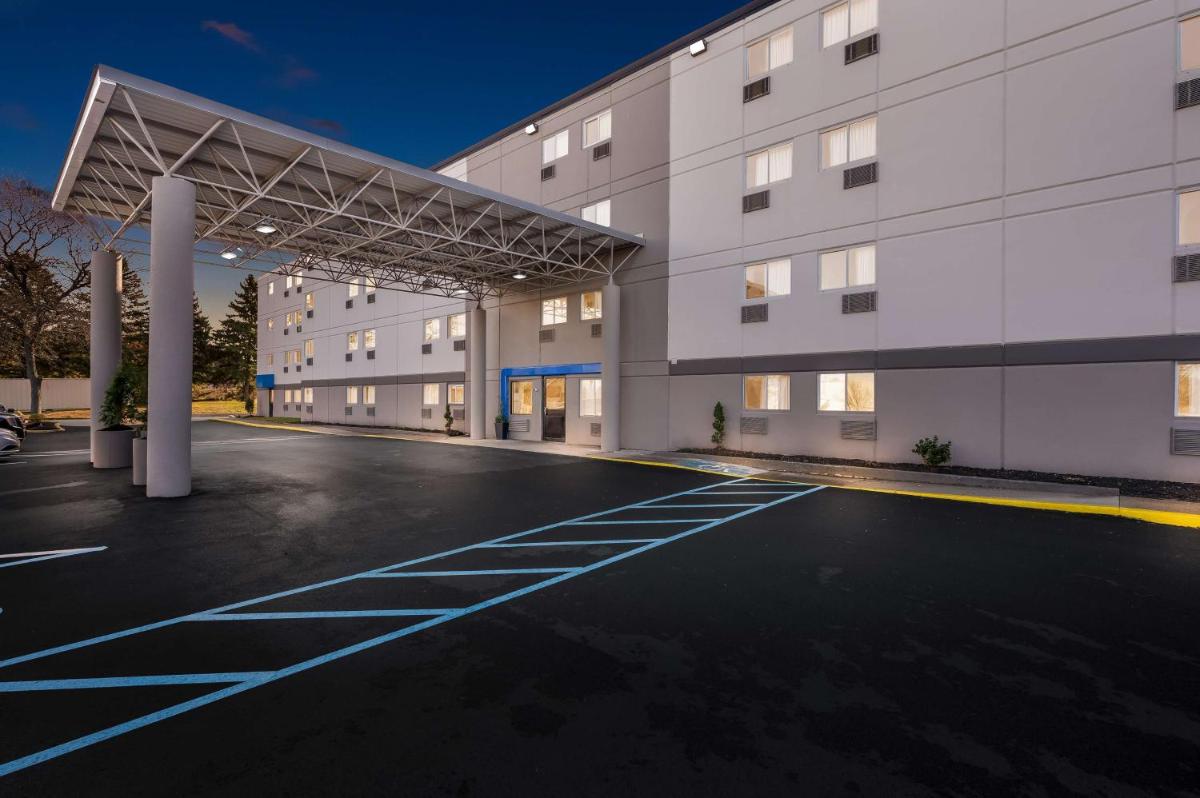 Motel 6-Portland, ME - Housity