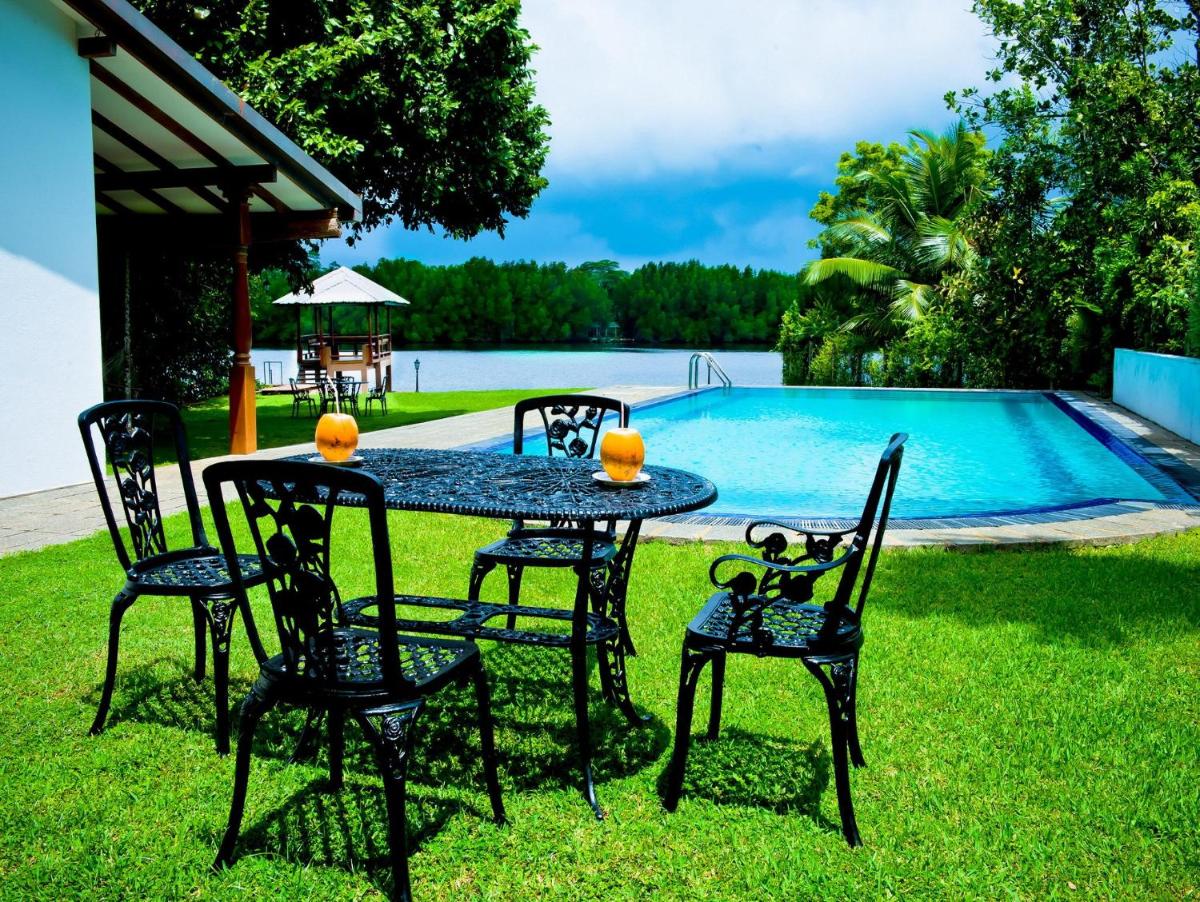 Okvin River Villa - Housity