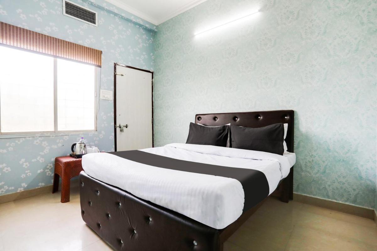 Hotel O Royal Palace - Housity