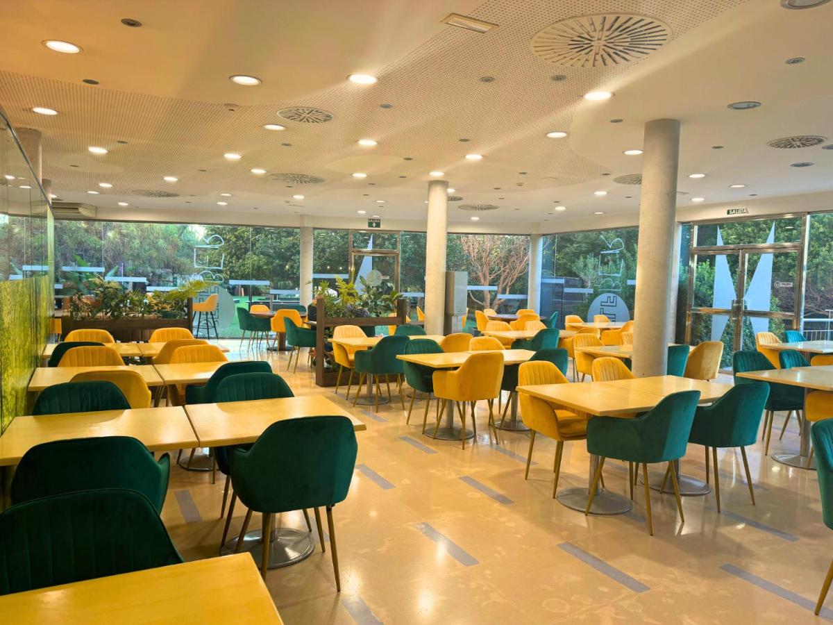 Un restaurante o sitio para comer en Executive Sport