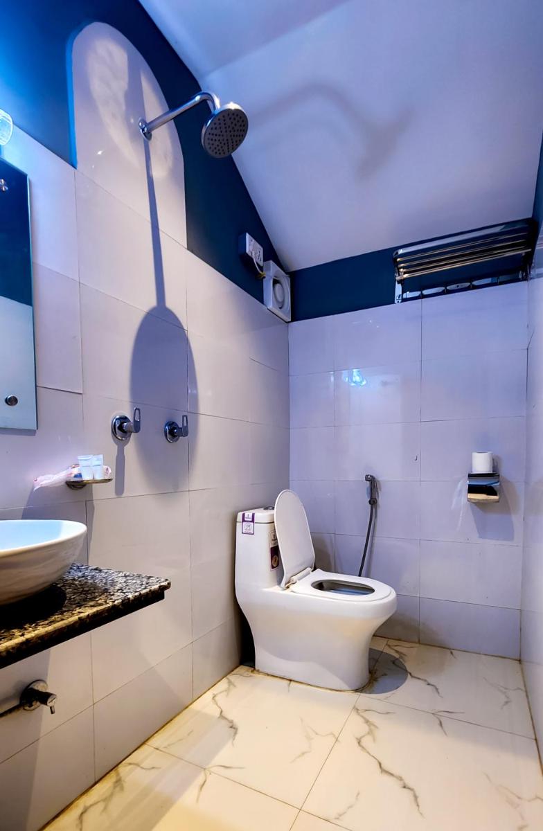 Tourist Land Resort - Housity