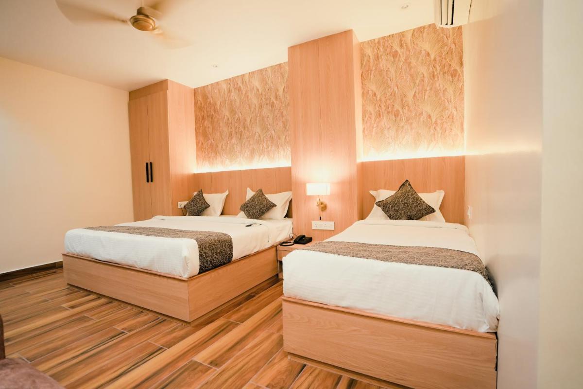 Hotel JK palace - Housity