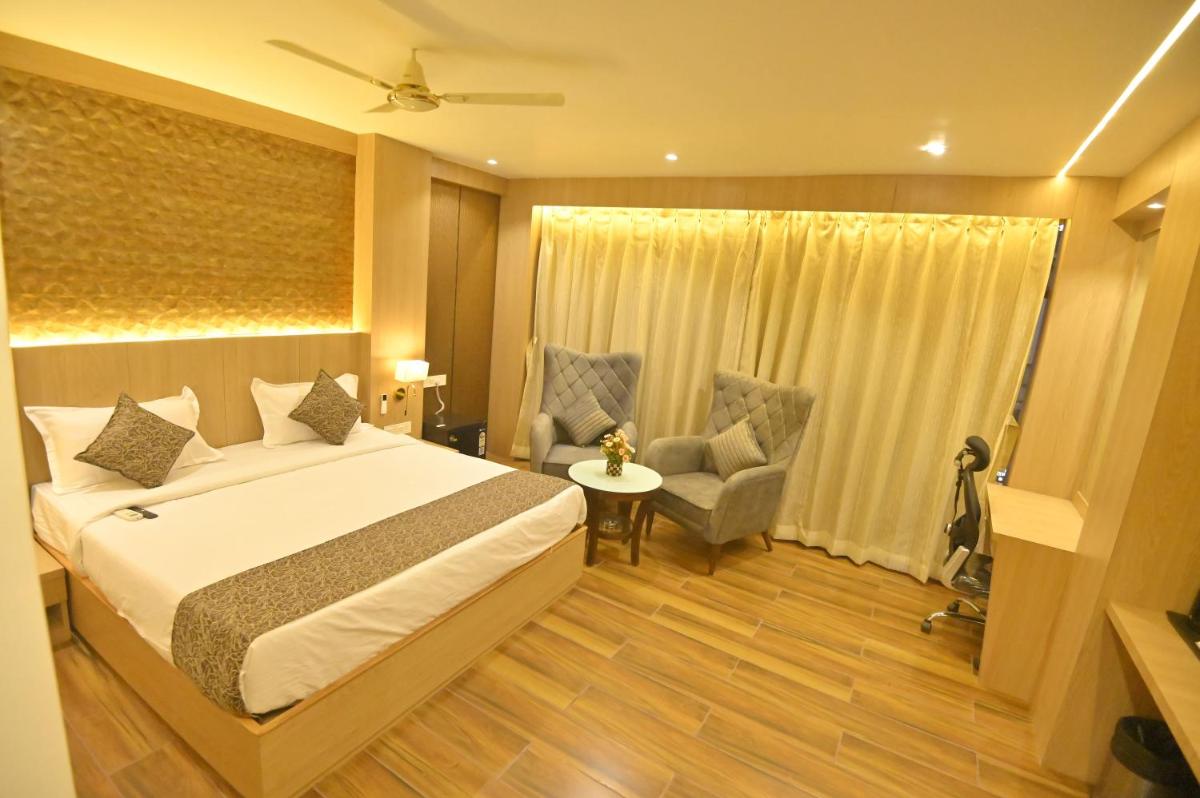 Hotel JK palace - Housity