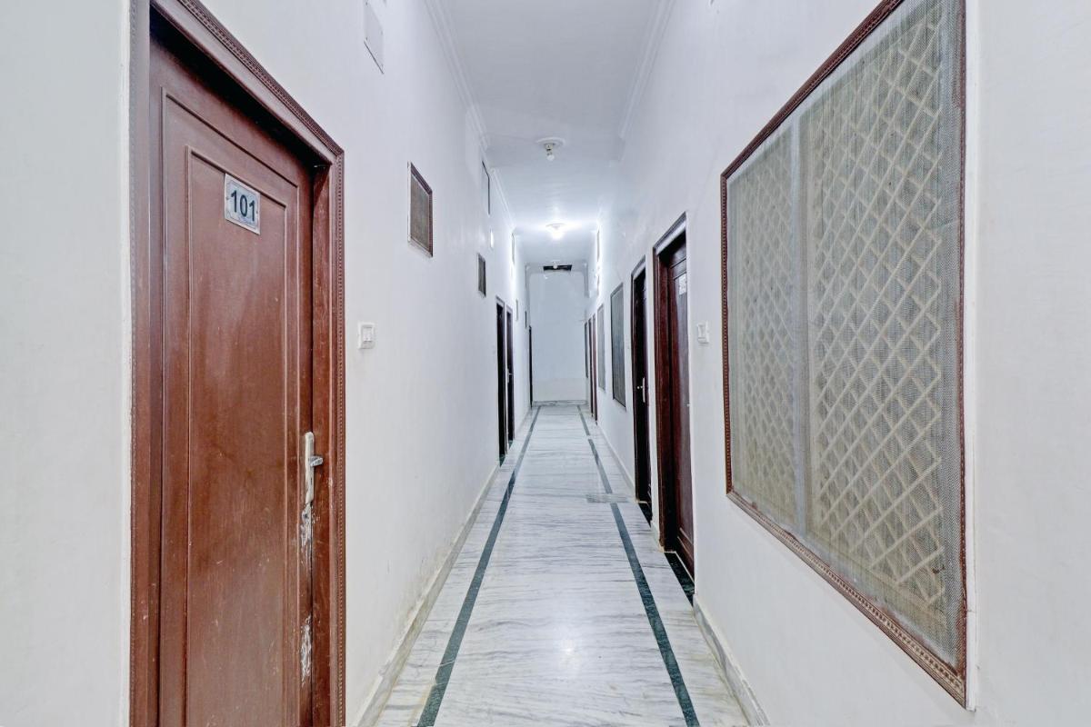 Hotel O Dinesh Home Stay - Housity
