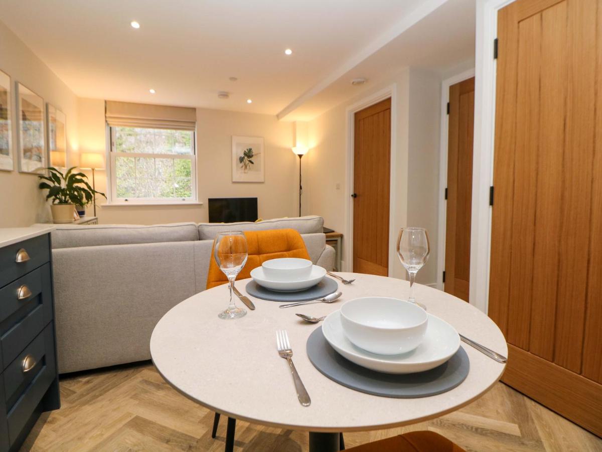 28 Rock Mill Holiday Apartments - Housity