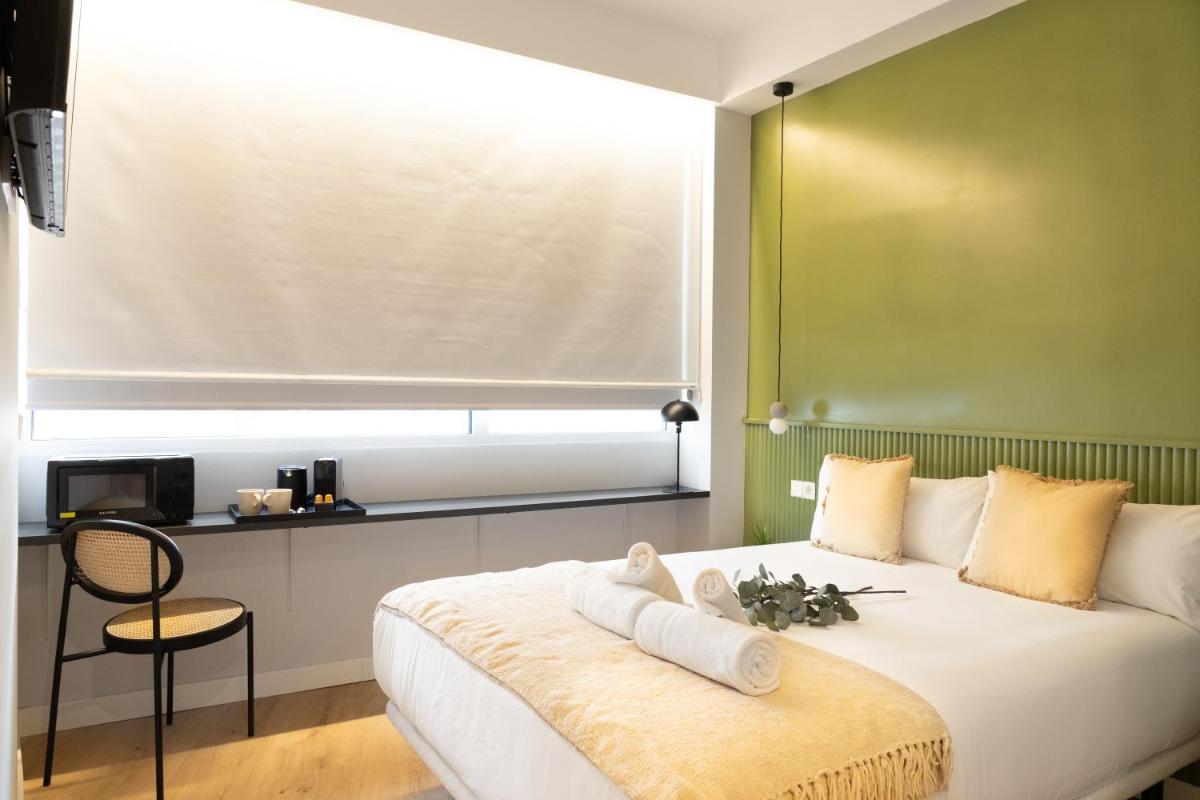 Calma Rooms by Charming - Housity