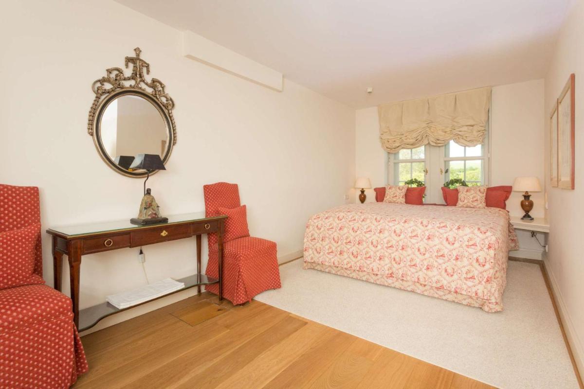 Ein Sitzbereich in der Unterkunft Schlosshotel Münchhausen