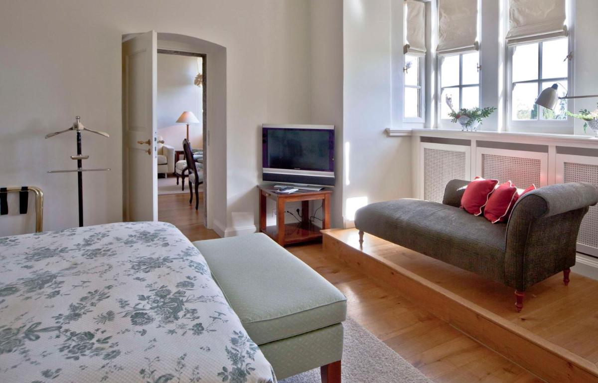 TV/Unterhaltungsangebot in der Unterkunft Schlosshotel Münchhausen