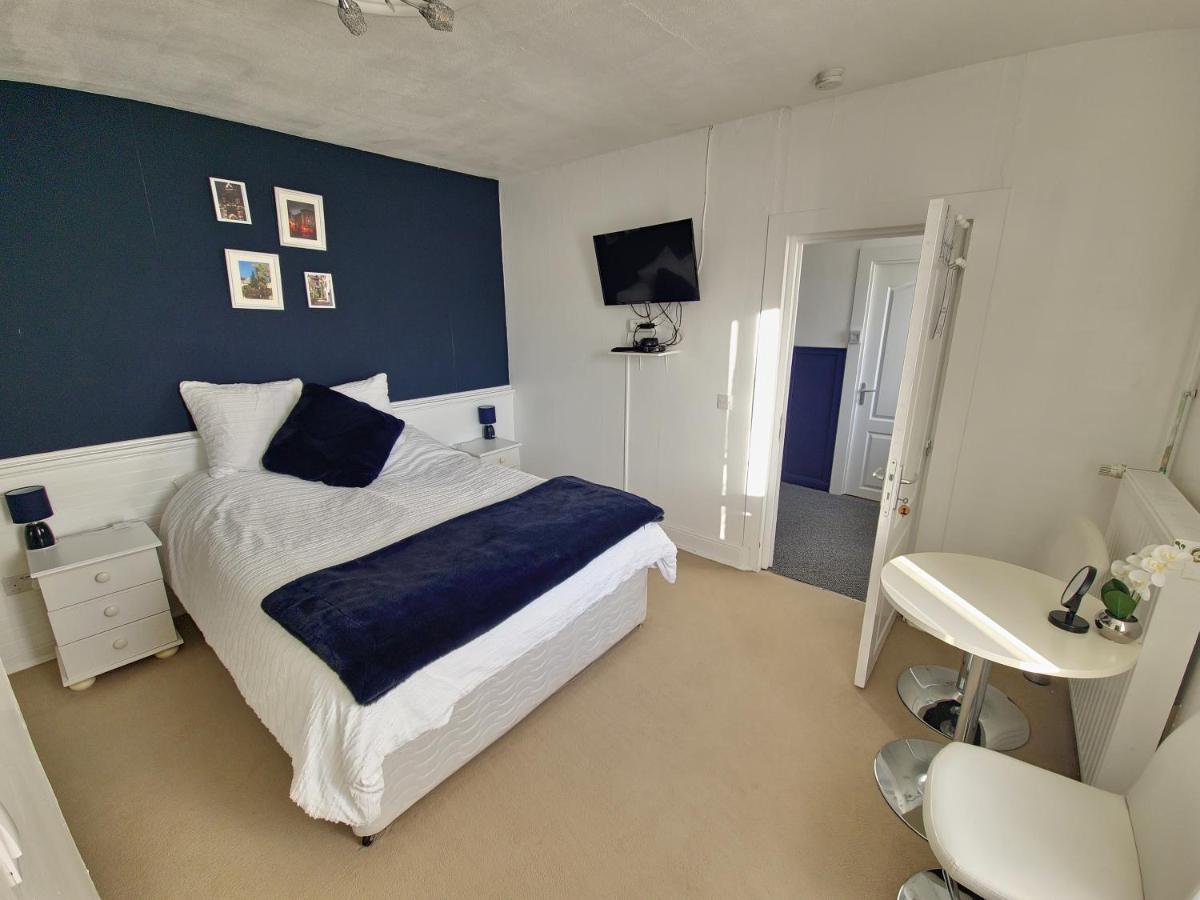 Sycamore House - Housity
