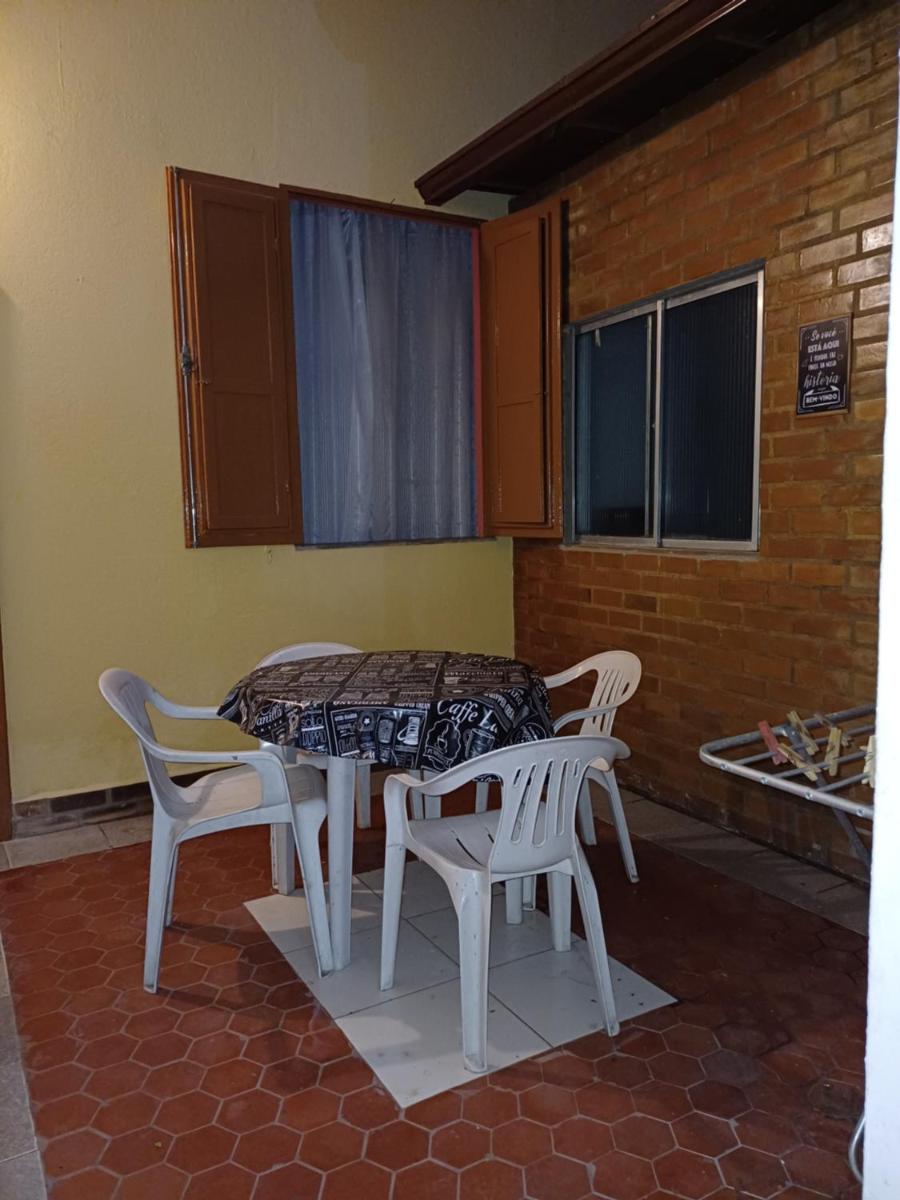 Quarto Suite na Gavea - Housity