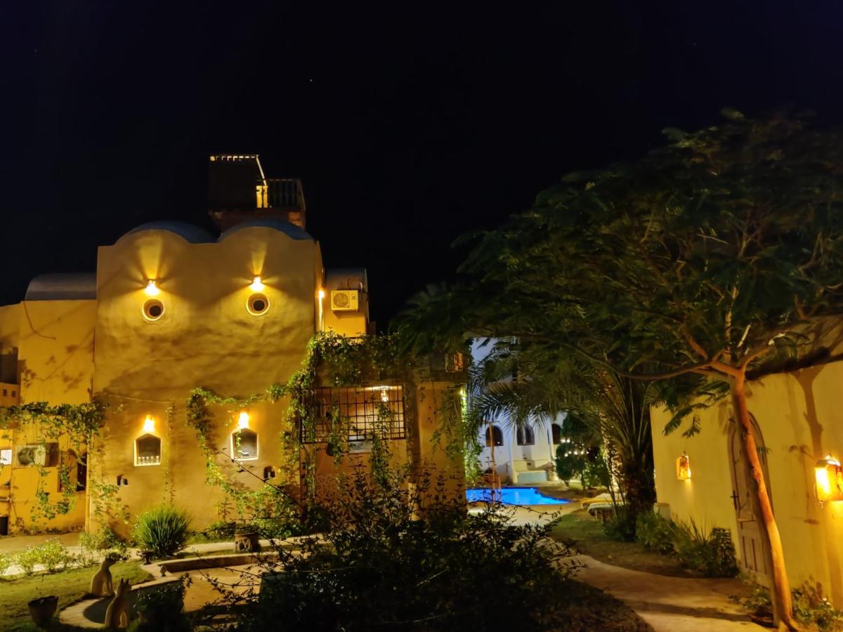 Alexander Lodge - Housity