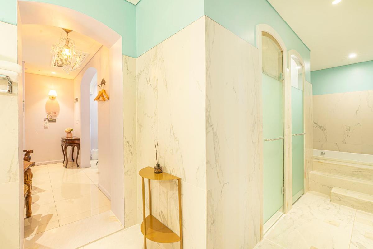 Hotel Lemong - Housity