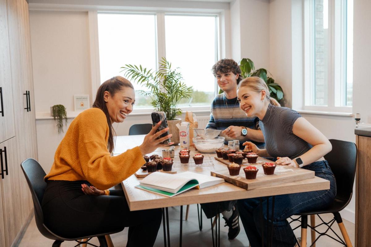 STUDENTS ONLY South London Homes - Housity