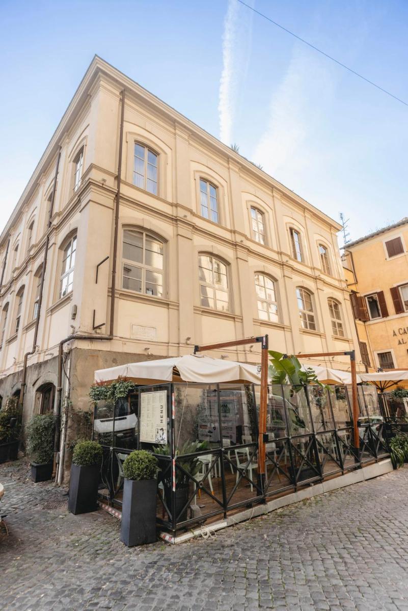 Roma Luxus Hotel - Housity