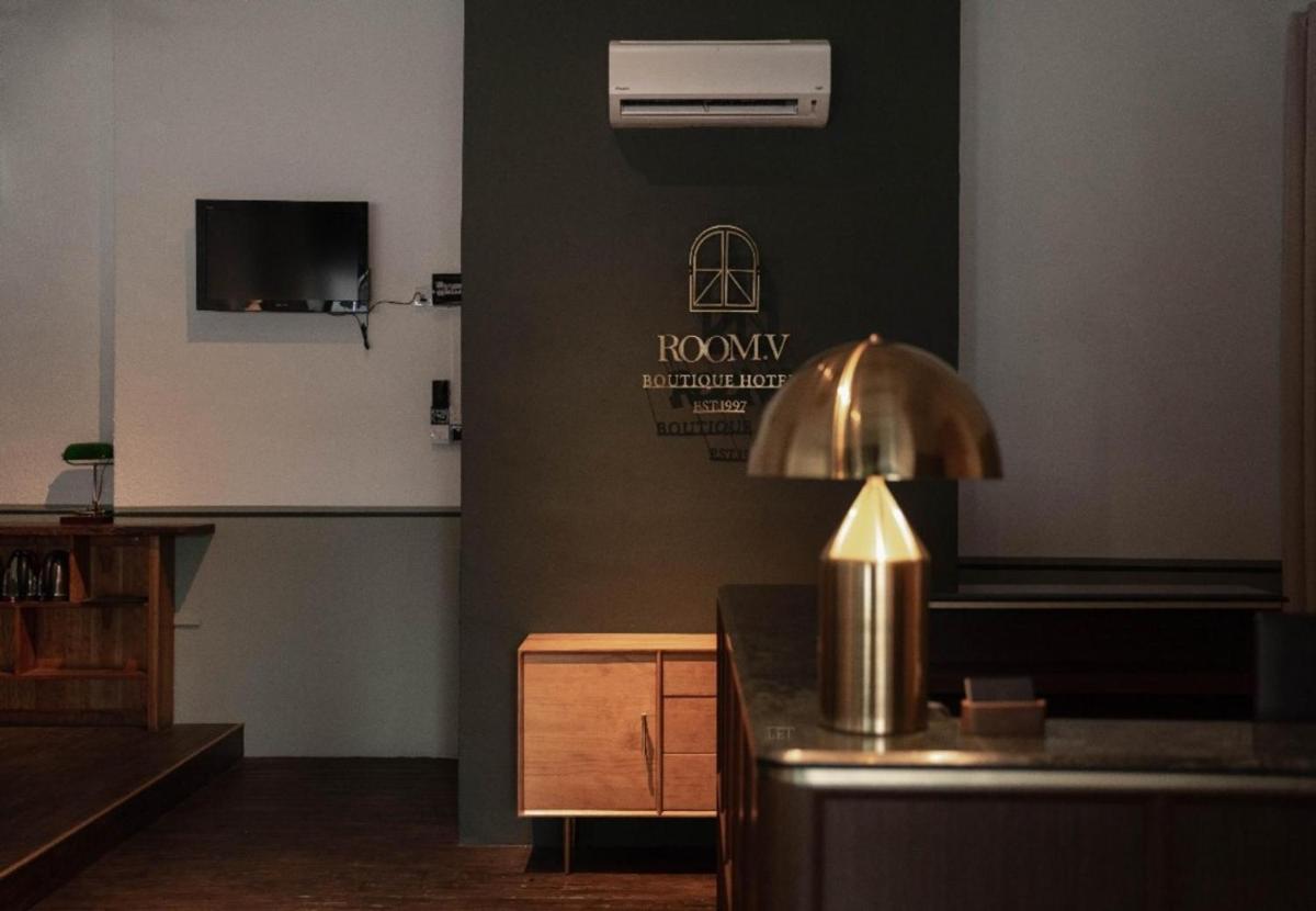 Room V Jalan Sultanah By SECOM - Housity