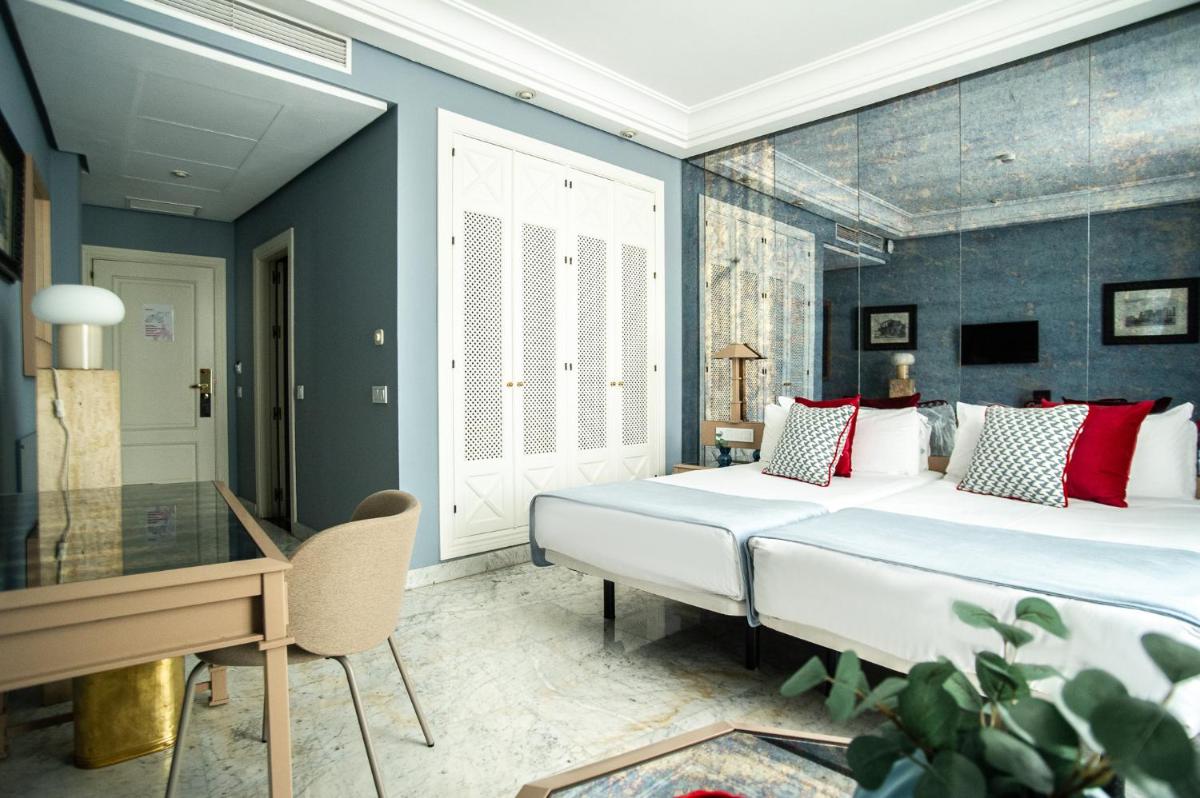 AZZ Mérida Medea Hotel - Housity