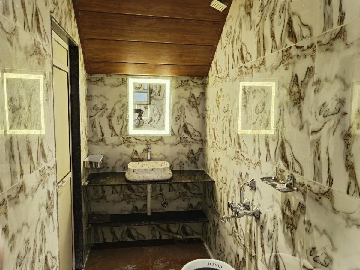 Crescent Holiday Homes - Housity