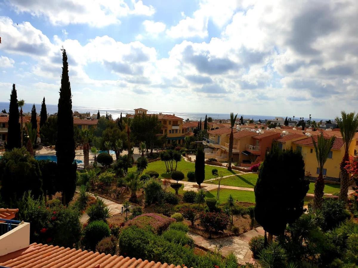 Regina Gardens - stylish modern 1 bedroom apartment - Housity