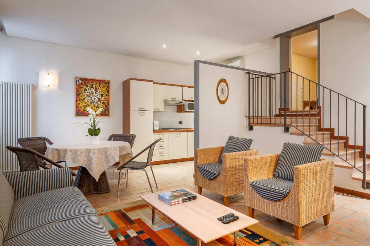 Palazzo Brando - Living Apartments - Housity
