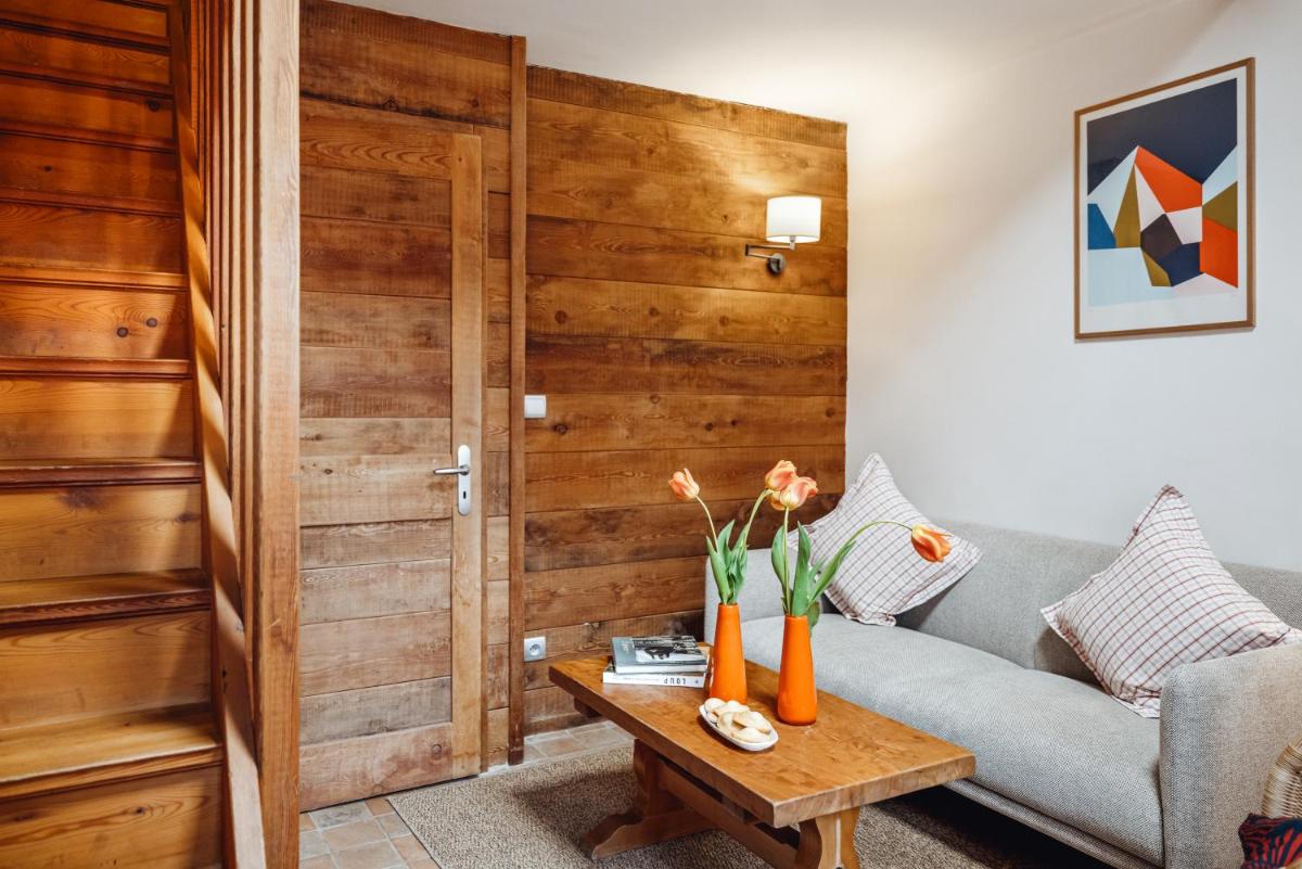 Coin salon dans l'établissement Alliey & Spa Piscine Appart-hôtel Serre chevalier