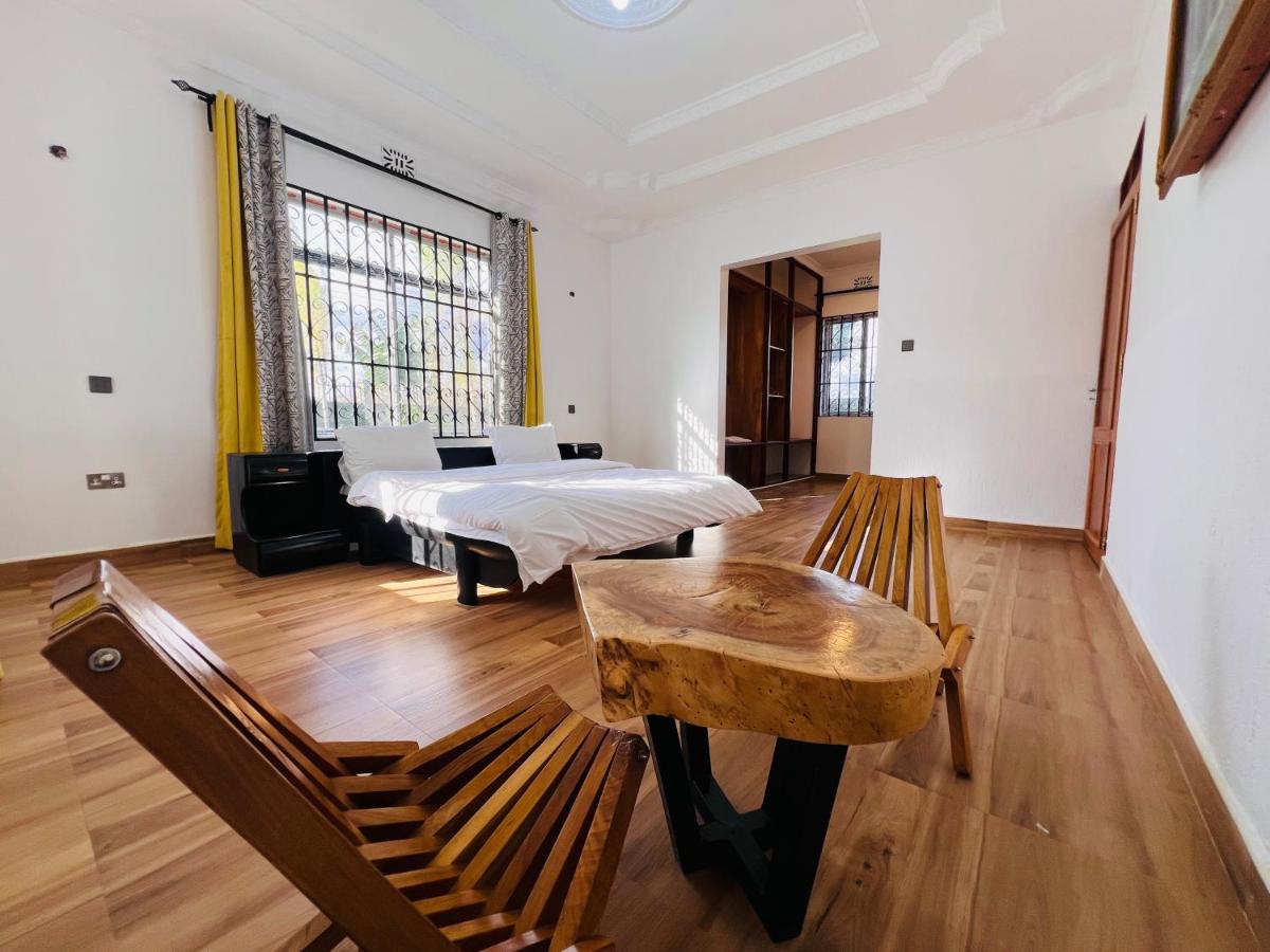 City Retreat Njiro Round About - Housity