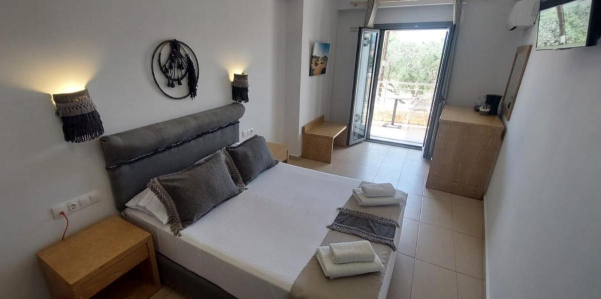 Selinopetra Rooms - Housity