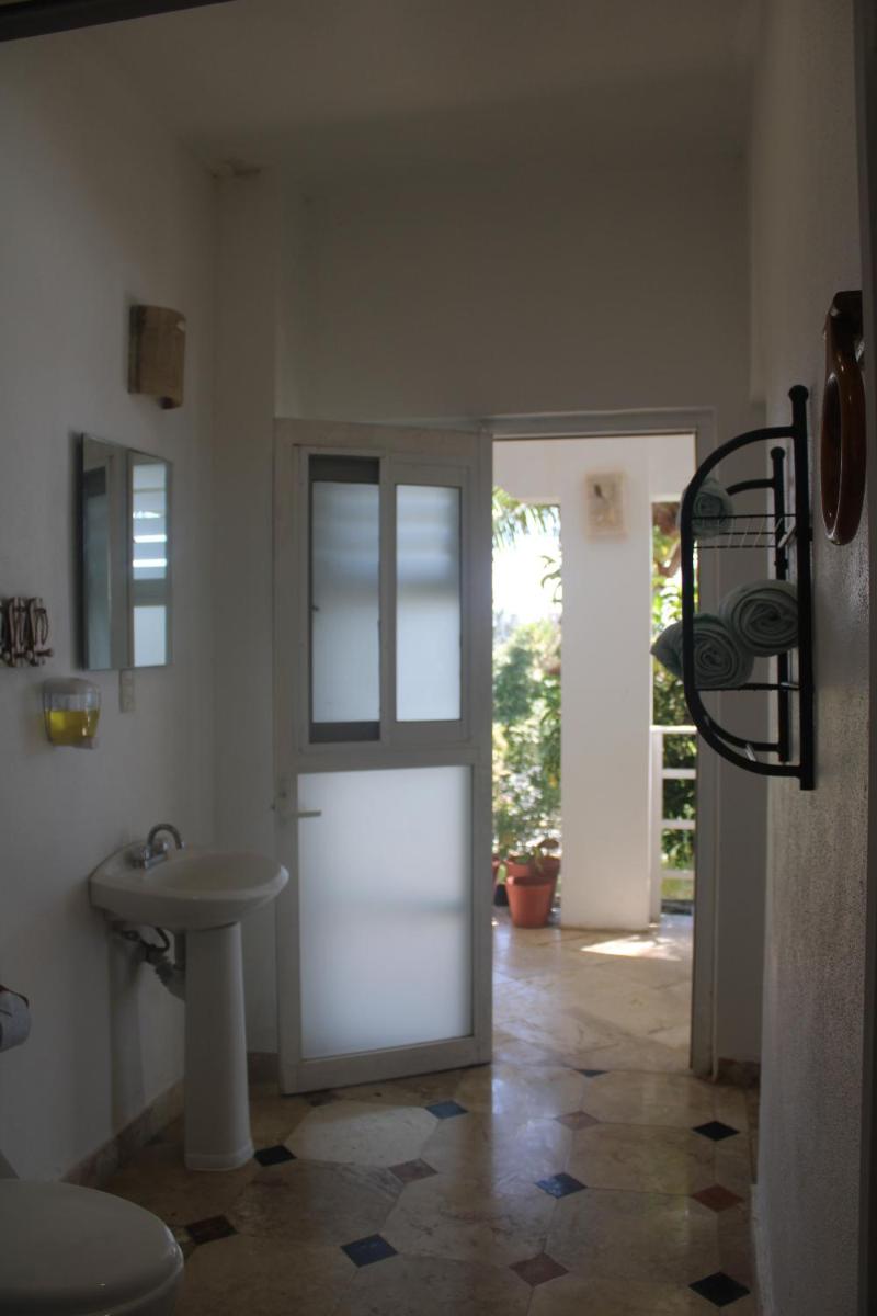 Hotel Luz de Mar ' right on the beach - Housity