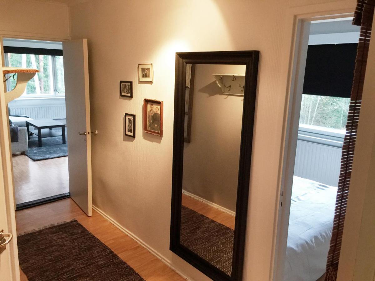 Wanha Koulu Tahko 4h Huone, Sauna, Minikeittiö, RinteetSpaRavintola 6km, Sali, Wifi, Lemm OK, Edukas - Housity