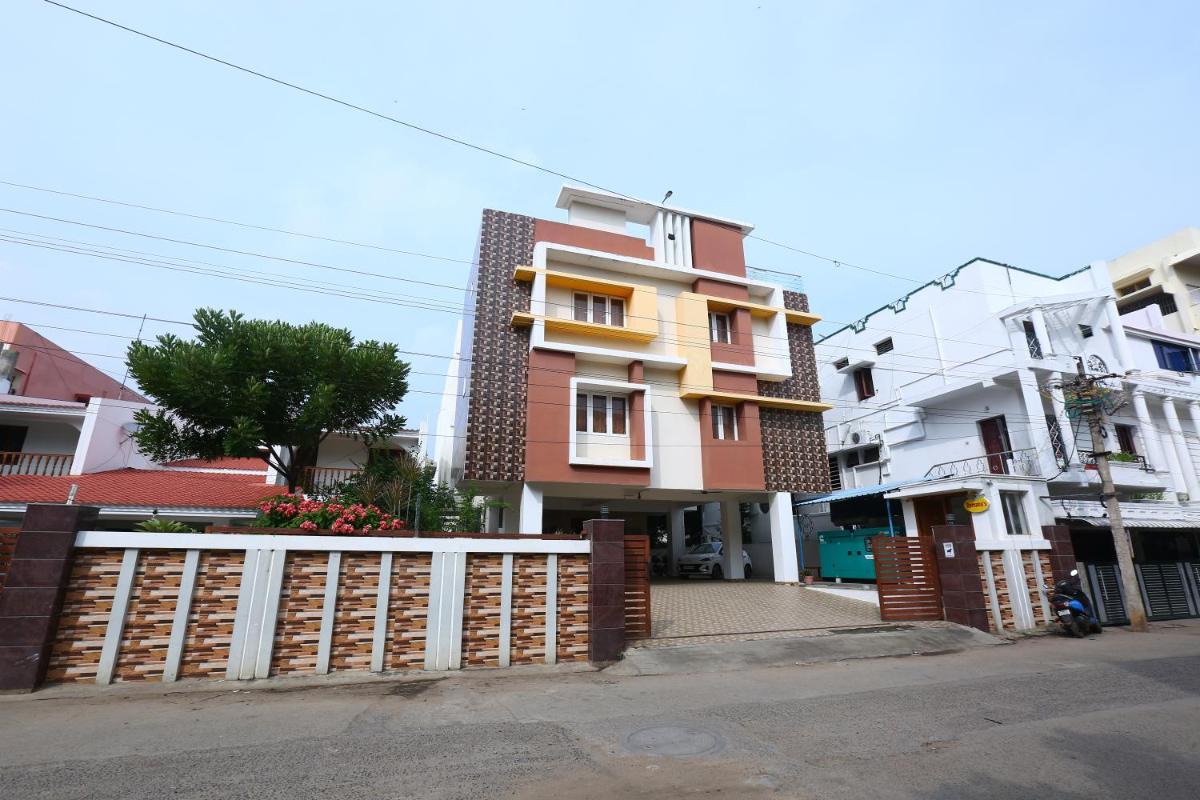 Ramana's Home Stay-Near Railway Station and Bus Stand - Housity