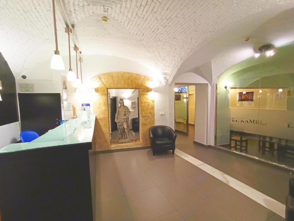 Hotel Rambla Emérita, centro ciudad - Housity