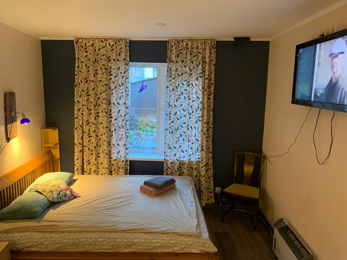 Delta11 - 2 bedrooms, 2 big beds, 1 single bed - Housity