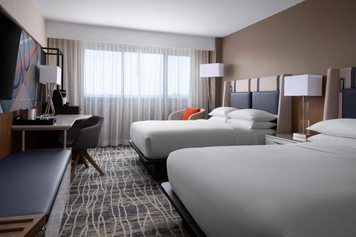 Nashville Airport Marriott - Housity