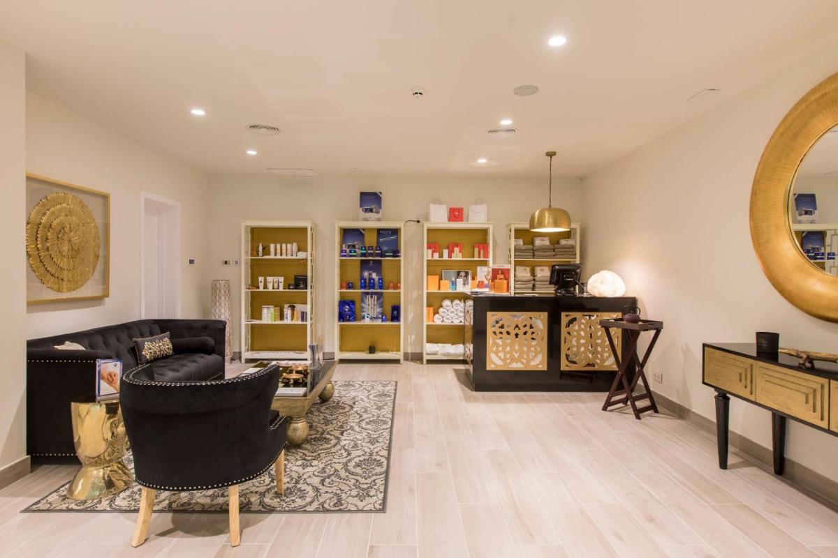 Zona de estar de Four Points by Sheraton Costa Blanca Resort