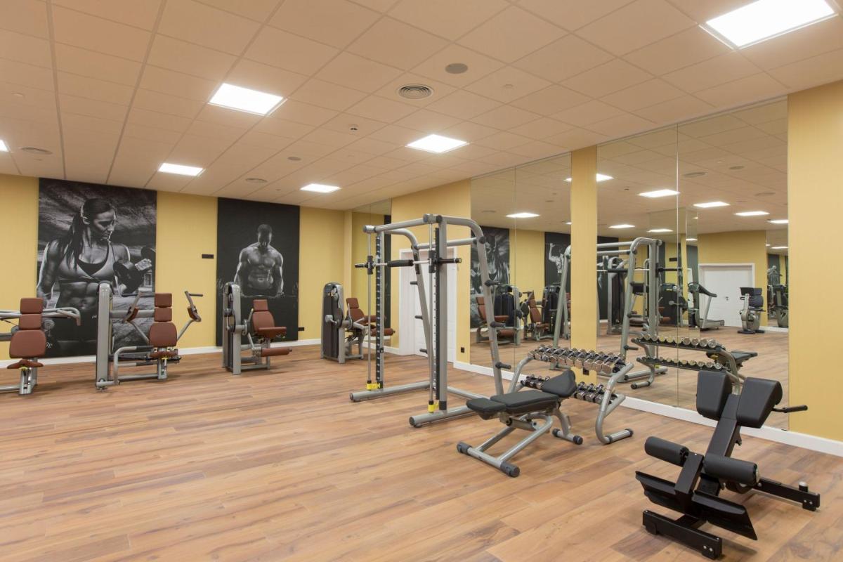 Gimnasio o instalaciones de fitness de Four Points by Sheraton Costa Blanca Resort