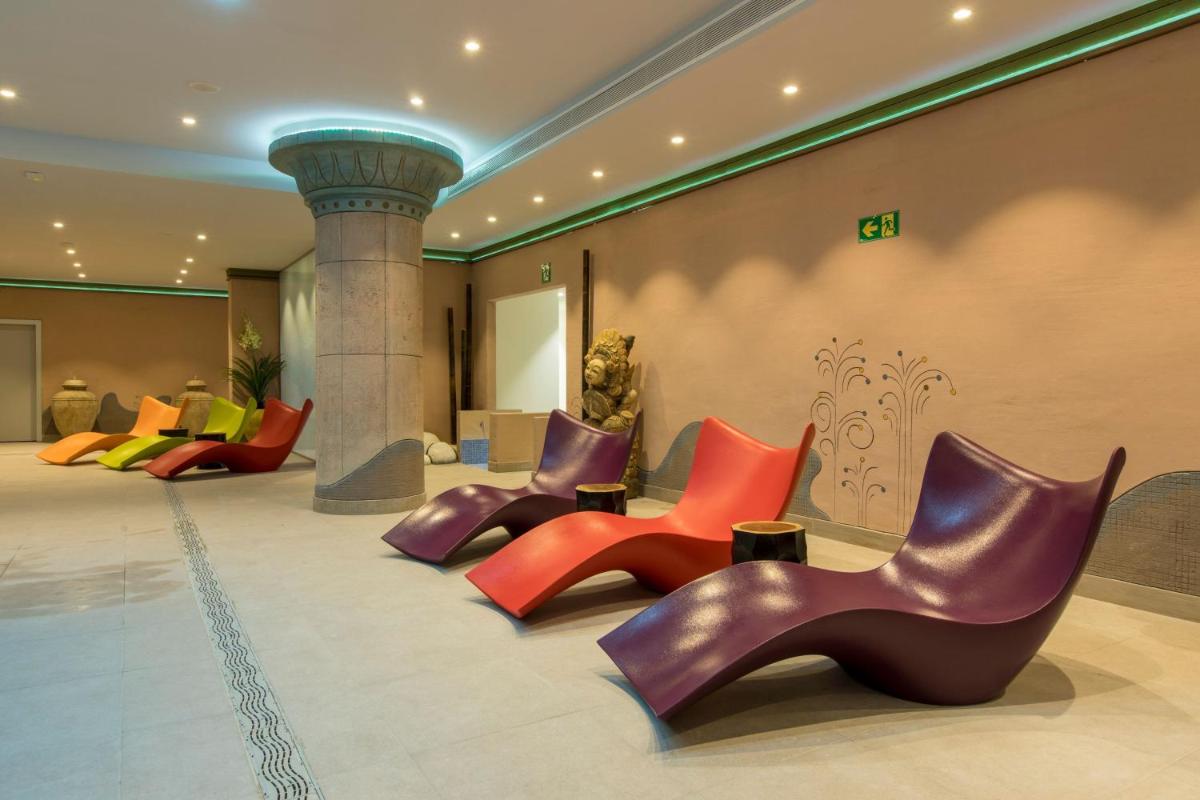 Zona de estar de Four Points by Sheraton Costa Blanca Resort