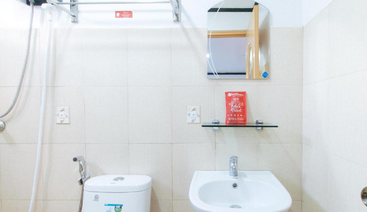 RedDoorz at La Sefa Hotel and Resort Atimonan - Hizvo