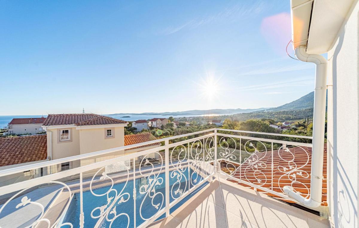 Lovely Home In Stankovic - Housity