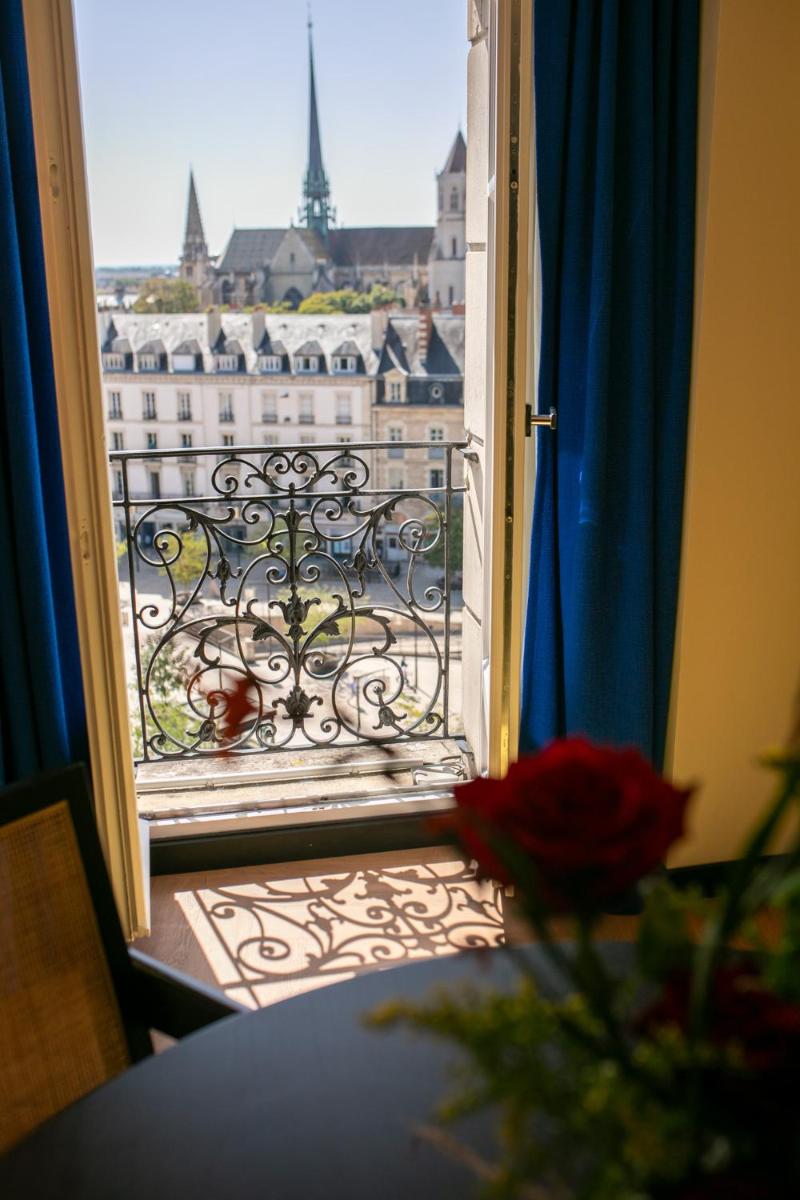 Balcon ou terrasse dans l'établissement Grand Hôtel La Cloche Dijon - MGallery Collection