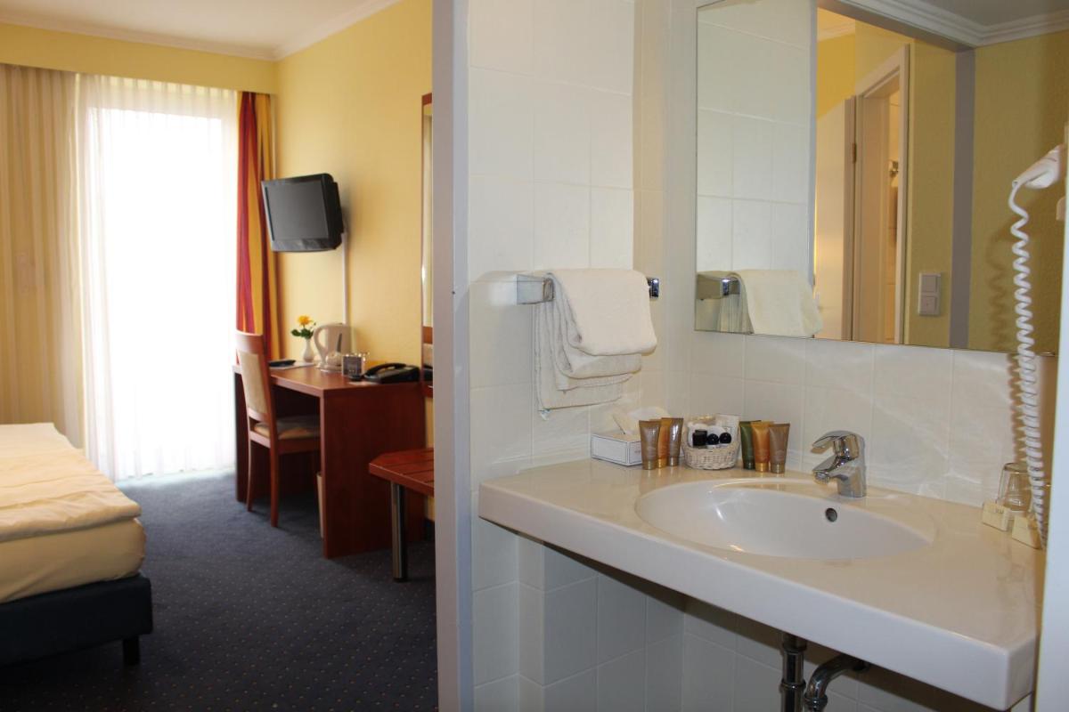 Park Hotel Rüdesheim - Housity