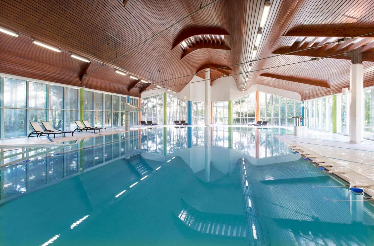 Piscine de l'établissement Résidence Valdys Thalasso & Spa - les Pins ou située à proximité