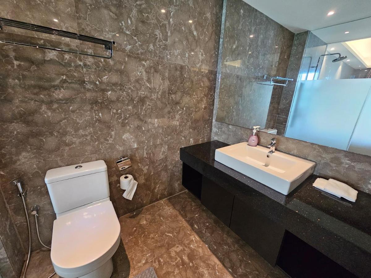 Shore Studio RiverCity View - Hizvo