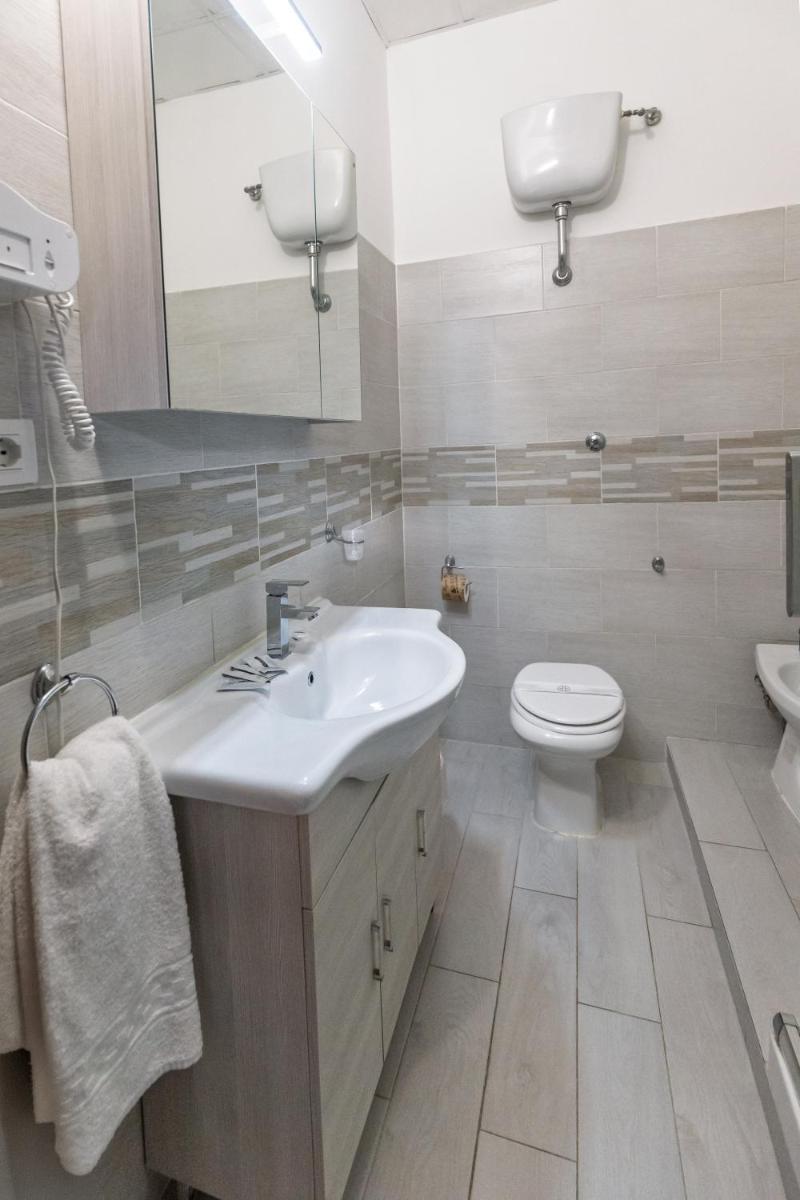 Hotel Giulietta e Romeo - Housity