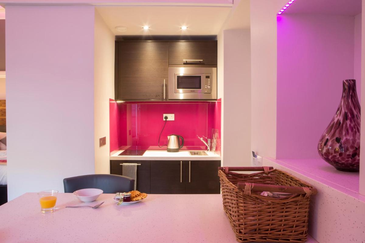 Court Residence Aparthotel - Housity
