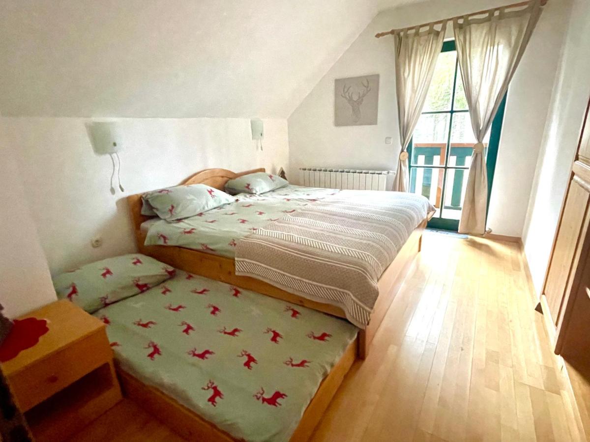 Chalet ANRA Pohorje - Housity