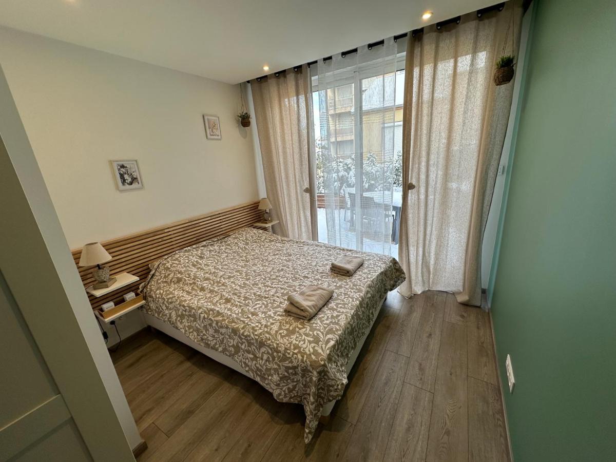 Maison calme avec terrasse/garage centre-ville C - Housity