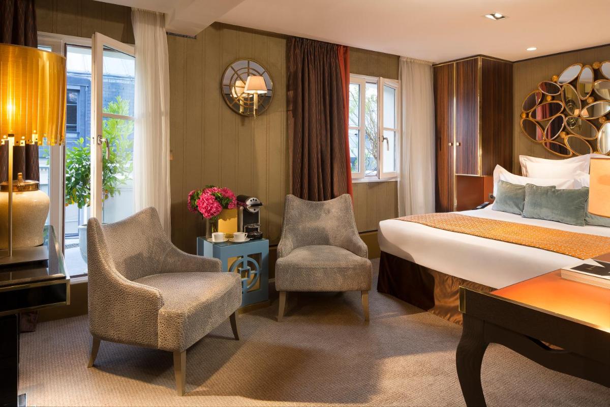 Coin salon dans l'établissement Hôtel Baume