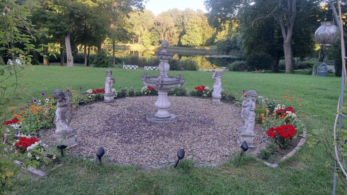 Villa am Stechlin - Housity