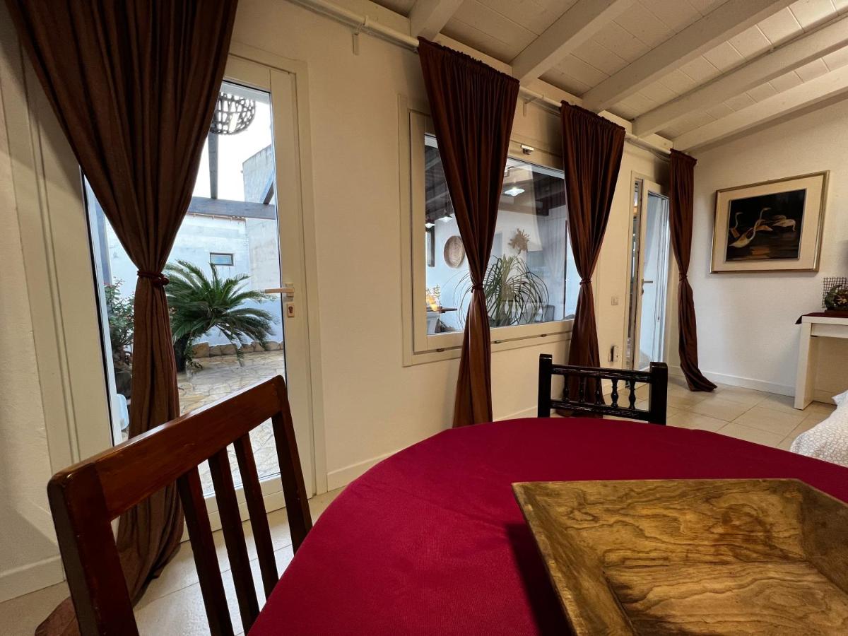 Luxury Pisu Apartments - Housity