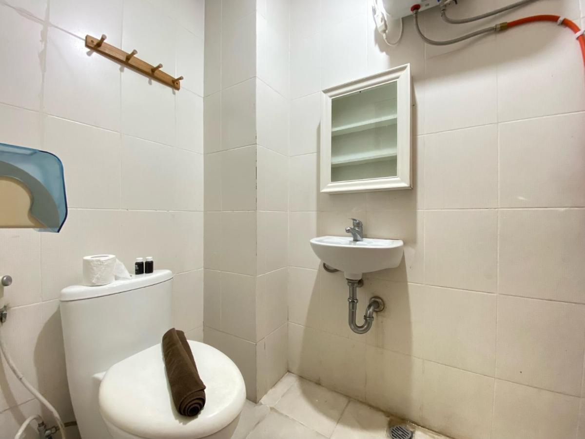 Cozy 2BR Apartment at Pinewood Jatinangor By Travelio - Housity